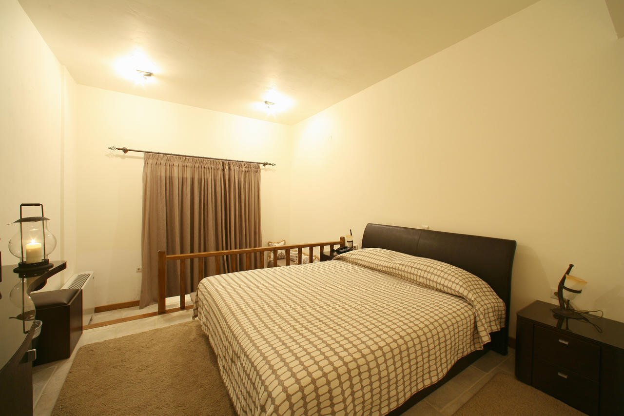 Arhontiko Parnona Karyes Room photo
